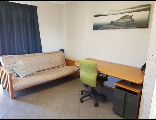 2 BEDROOM PROPERTY TO RENT IN BAILLIE PARK